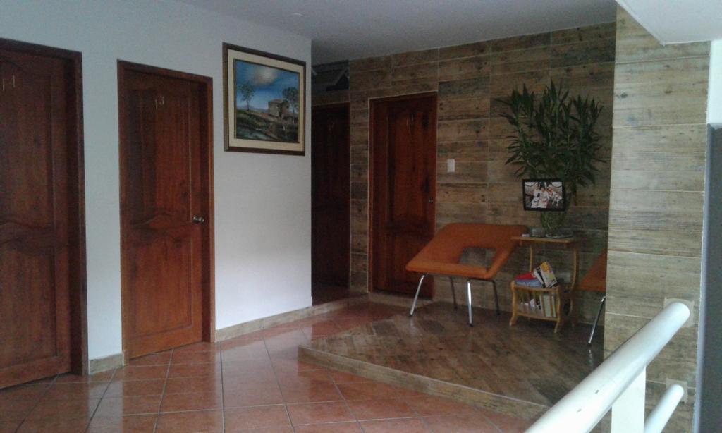 Casa De Huespedes Casita Belga Hotel Guayaquil Luaran gambar