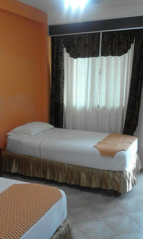 Casa De Huespedes Casita Belga Hotel Guayaquil Luaran gambar